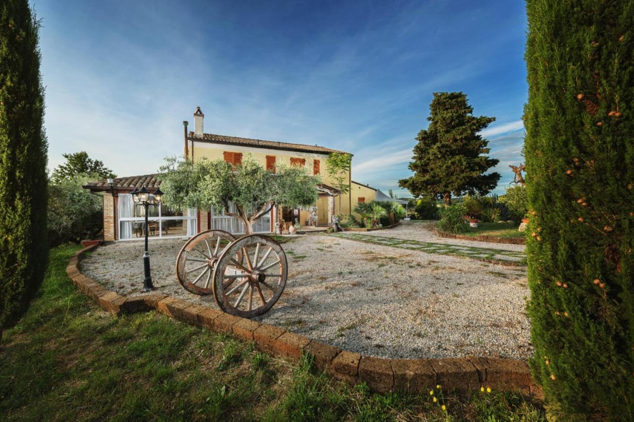 Borgo  Briciola Di Sole B&B E Ristorante المظهر الخارجي الصورة